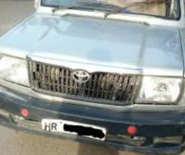 TOYOTA QUALIS FS B1 2004