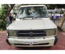 TOYOTA QUALIS FS B2 2001