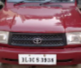 TOYOTA QUALIS FS B6 2001