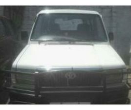 TOYOTA QUALIS FS F3 2004