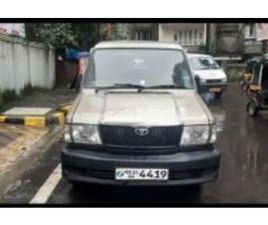 TOYOTA QUALIS GS C5 2002