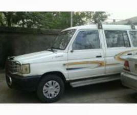 TOYOTA QUALIS SLE 2001