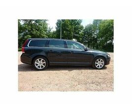 VOLVO V70 D4 VOLVO V70 D4 MOMENTUM GEARTRONIC 4 PAKETE IN STEYREGG