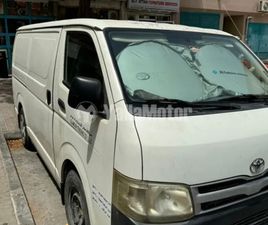 TOYOTA HIACE USED TOYOTA HIACE CARGO VAN 2011