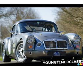 MG MGA MG MGA COUPE RACING 1961