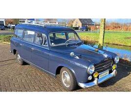 PEUGEOT 403 FAMILIALE