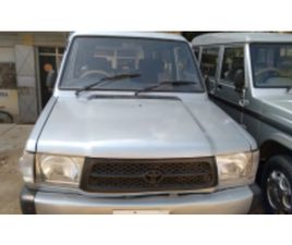 TOYOTA QUALIS SLE 2001
