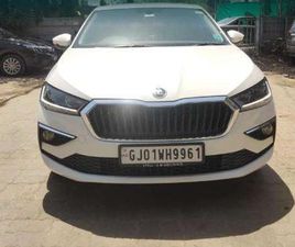 SKODA SLAVIA SKODA SLAVIA STYLE 1.0L TSI MT 2022