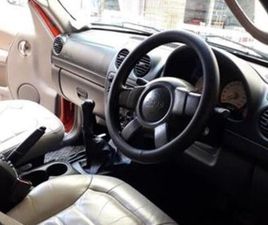 SHITET JEEP CHEROKEE