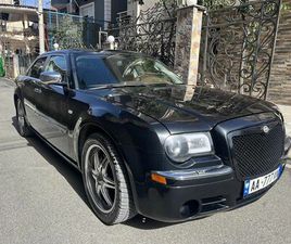 CHRYSLER 300