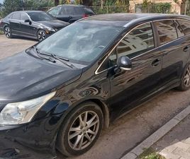 TOYTOA AVENSIS 2010