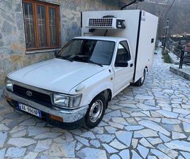 TOYOTA HILUX 2.4FRIGO