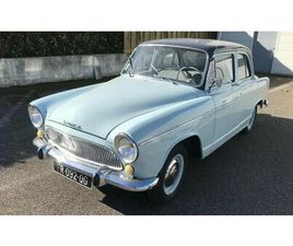 SIMCA ARONDE 1962 SIMCA ARONDE BLEU MANUEL, 4 VITESSES CONDUITE À GAUC...