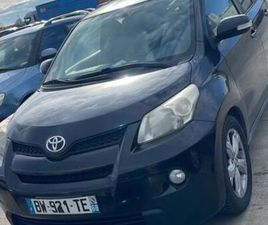 TOYOTA URBAN CRUISER