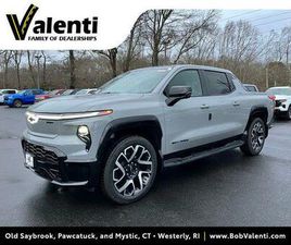 NEW 2025 CHEVROLET SILVERADO EV RST