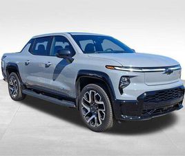 2025 CHEVROLET SILVERADO EV RST