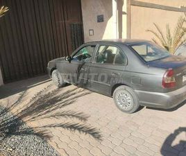 HYUNDAI ACCENT VOITURE