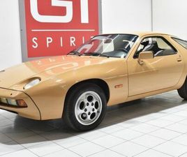 PORSCHE 928