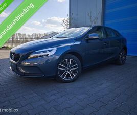 VOLVO V40 T2 VOLVO V40 - 2.0 T2 / DEALER ONDERHOUDEN / NIEUW DISTRIBUTIE /