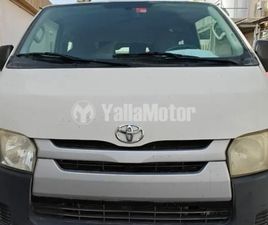 TOYOTA HIACE USED TOYOTA HIACE MID ROOF VAN 2014