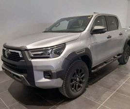 TOYOTA HILUX 2.8 D-4D 48V DOUBLE CAB INVINCIBLE AUTO NUOVA A VICENZA