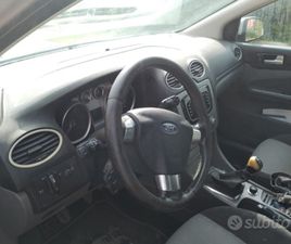 STANZA DA LETTO COMPLETA RADICA .. COME NUOVA