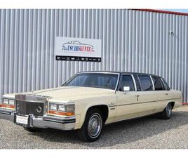 CADILLAC FLEETWOOD BROUGHAM BROUGHAM LIMOUSINE