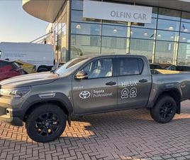 TOYOTA HILUX 2,8 INVINCIBLE