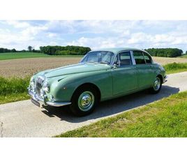 1967 DAIMLER V8-250 GRÜN MANUEL, 4 VITESSES CONDUITE À GA...