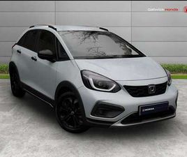 1.5 I MMD HYBRID CROSSTAR ADVANCE 5DR ECVT