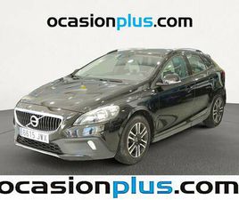 VOLVO V40 CROSS COUNTRY D3 D3 MOMENTUM (150 CV)