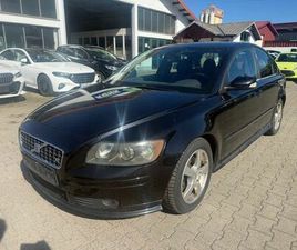 VOLVO S40 T5 VOLVO S40 LIM. T5 MOMENTUM