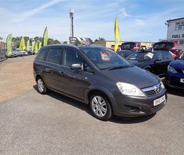 1.6 7 SEAT DESIGN 5 DOOR