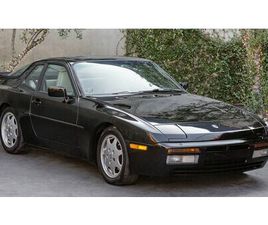 PORSCHE 944 S2 1990 PORSCHE 944 S2 COUPE 5-SPEED A VENDRE