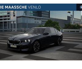 BMW I5 - EDRIVE40 M SPORT / PANORAMADAK / ADAPTIEVE LED / BOWERS & WILKINS / STOELVENTILATIE / COMF