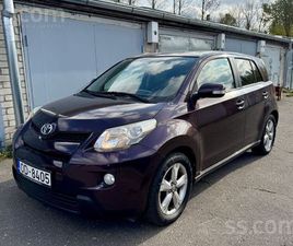 TOYOTA URBAN CRUISER, CENA 3 700 €. TOYOTA URBAN CRUISER, 2010. GADS. GARĀŽAS ШИПОВАННАЯ RŪSU КУЗОВ - SLUDINĀJUMI