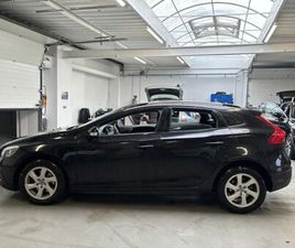 VOLVO V40 CROSS COUNTRY D2 115CH START&STOP MOMENTUM