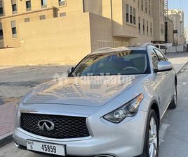 INFINITI QX70