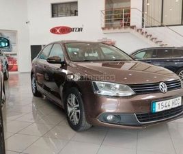 VOLKSWAGEN - JETTA 1.6 TDI 105CV DSG SPORT