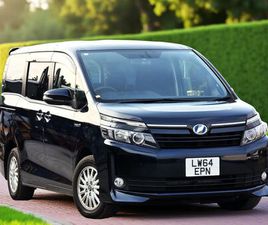 2015 TOYOTA VOXY 1.8 HYBRID