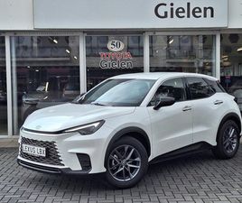 LEXUS LBX LEXUS LBX - 1.5 COMFORT & SAFETY PACK | DODEHOEKHERKENNING, PARKEERSENSOREN, KEYLESS, STOELVERWARMING