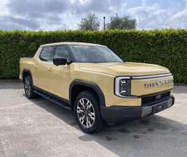 102.2KWH LUXURY AUTO 4WD 4DR