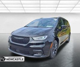 NEW 2025 CHRYSLER PACIFICA SELECT