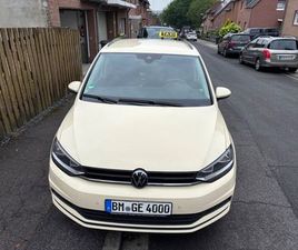VOLKSWAGEN TOURAN 2.0 TDI SCR DSG 7 SITZER PDC V+H KAMERA..