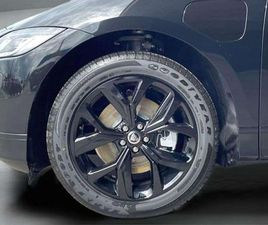 <LI CLASS=BREADCRUMBS-MODULE_LIST-ITEM__ZG-6Q JAGUAR I-PACE R-DYNAMIC SE EV400 </OL>