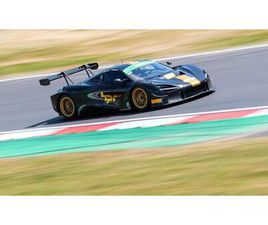 MCLAREN 720S GT3 FIA RACE CAR