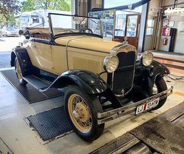 FORD - MODEL A ROADSTER COUPE-CABRIOLET. OBNOVLJEN