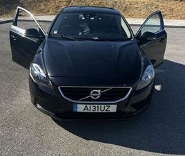 VOLVO V40 D2