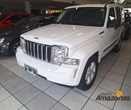 JEEP CHEROKEE JEEP CHEROKEE 3.7 LIMITED 4X4 V6 12V GASOLINA 4P AUTOMÁTICO