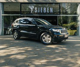 JEEP GRAND CHEROKEE JEEP GRAND CHEROKEE 3.6 LAREDO 4X4 V6 24V GASOLINA 4P AUTOMÁTICO